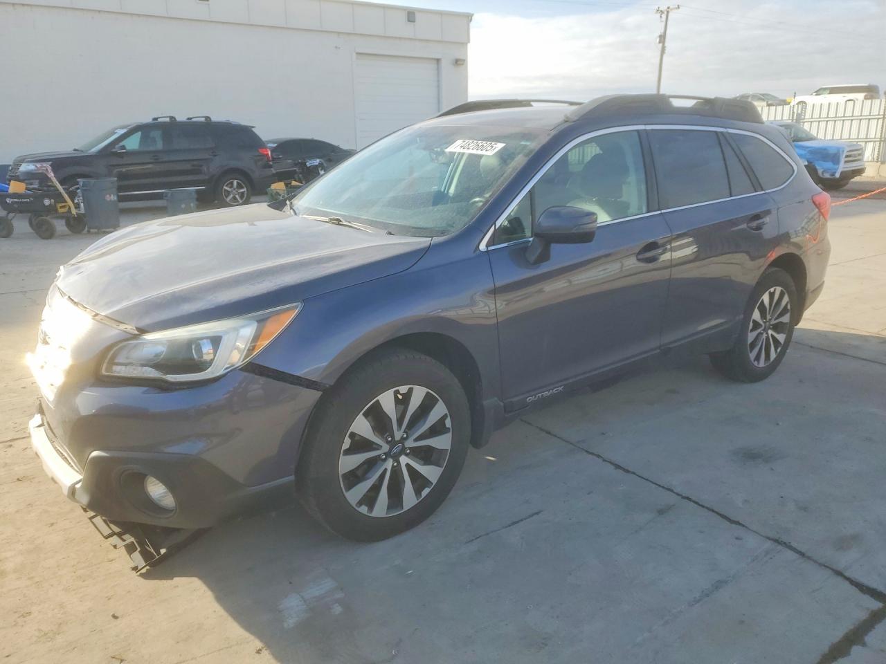2015 SUBARU Outback