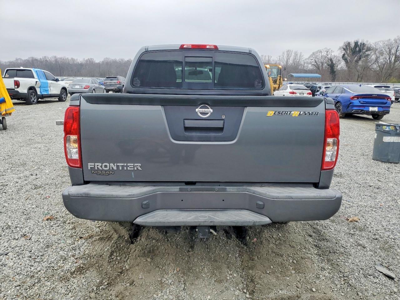 2016 NISSAN Frontier