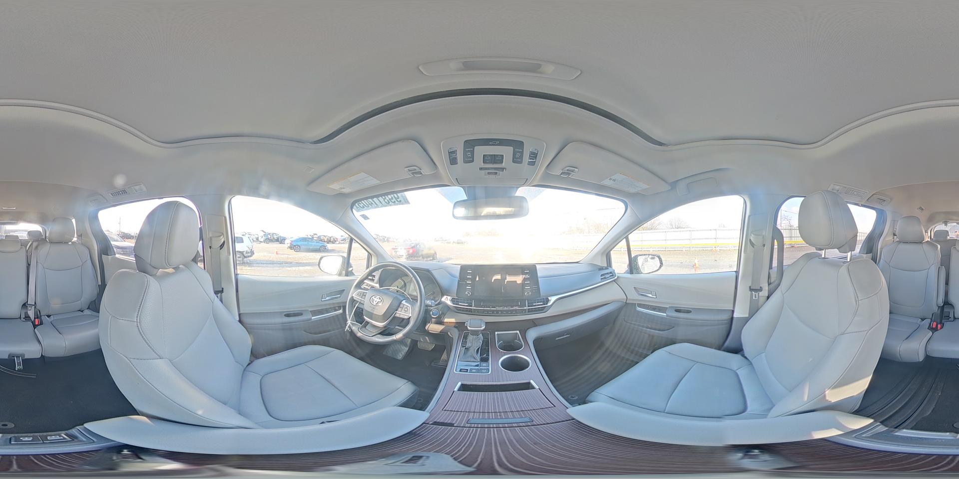 2023 TOYOTA SIENNA