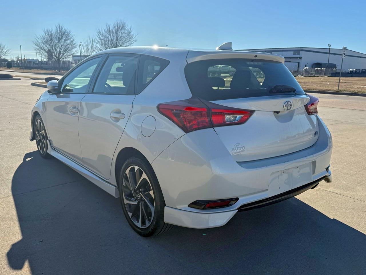 2016 TOYOTA SCION