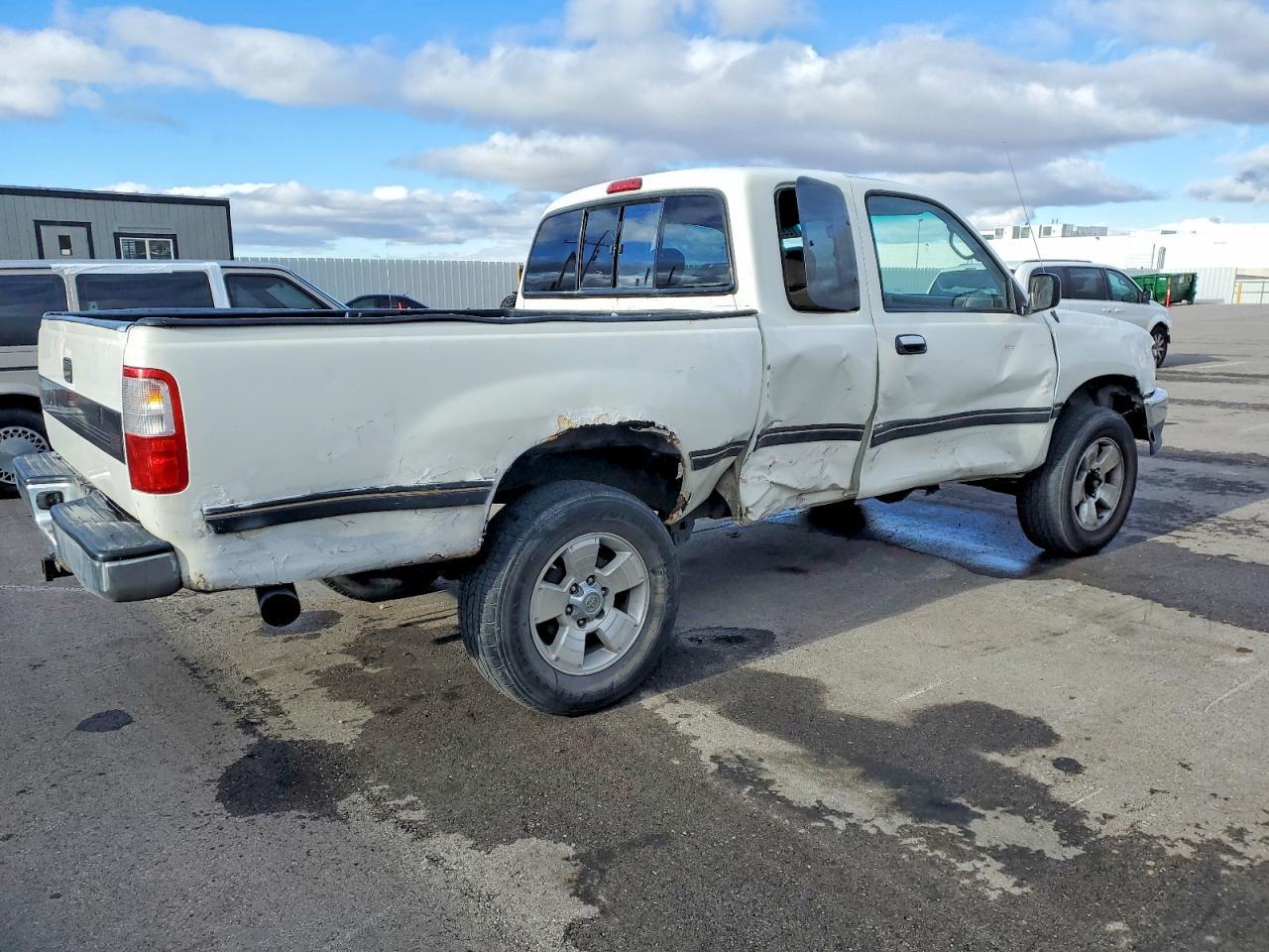 1998 TOYOTA T100