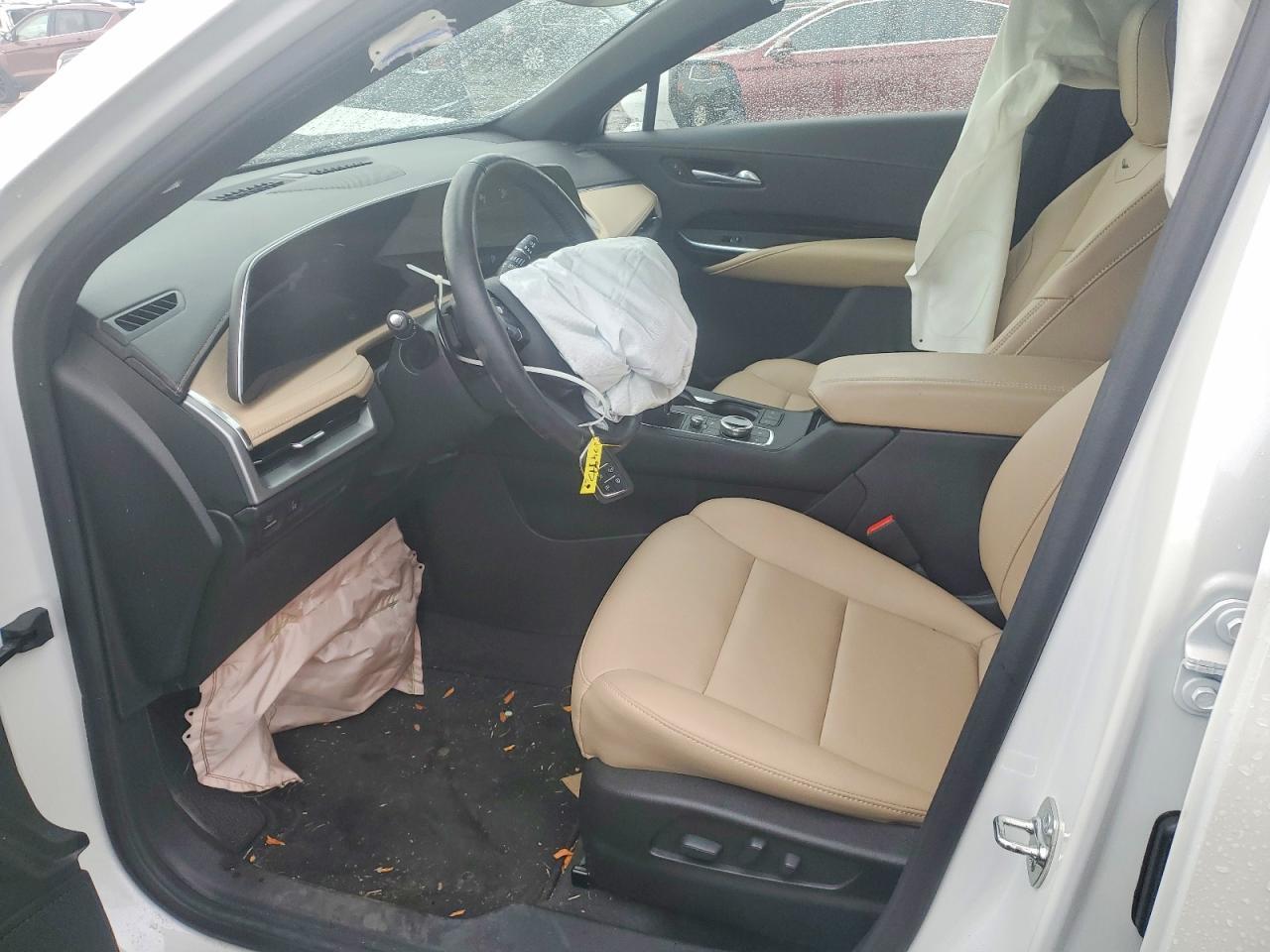 2024 CADILLAC XT4