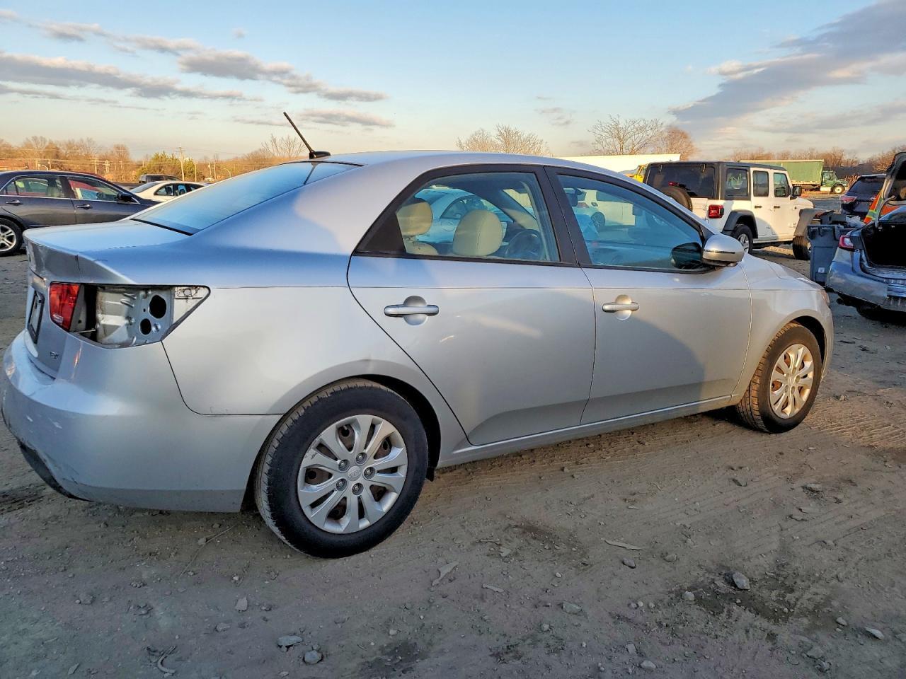 2012 KIA FORTE