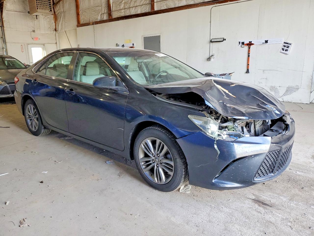 2015 TOYOTA CAMRY