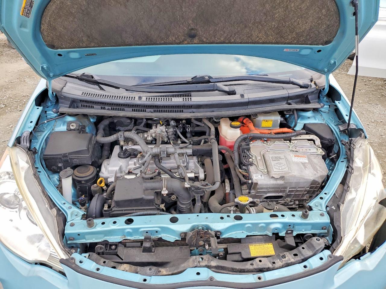 2012 TOYOTA Prius c
