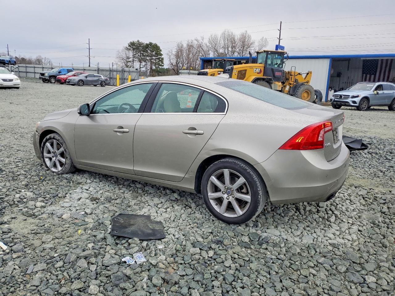 2016 VOLVO S60