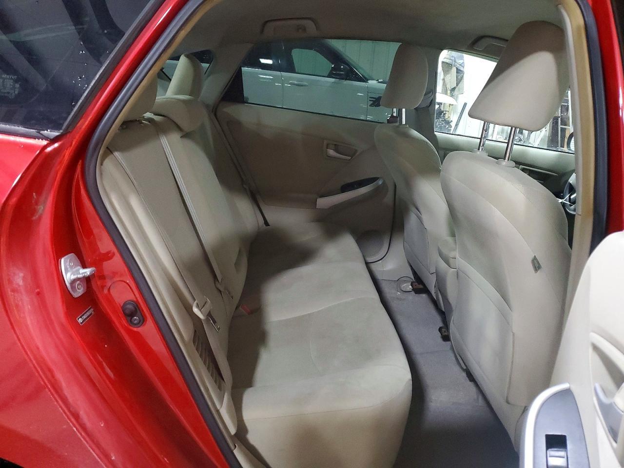2011 TOYOTA PRIUS