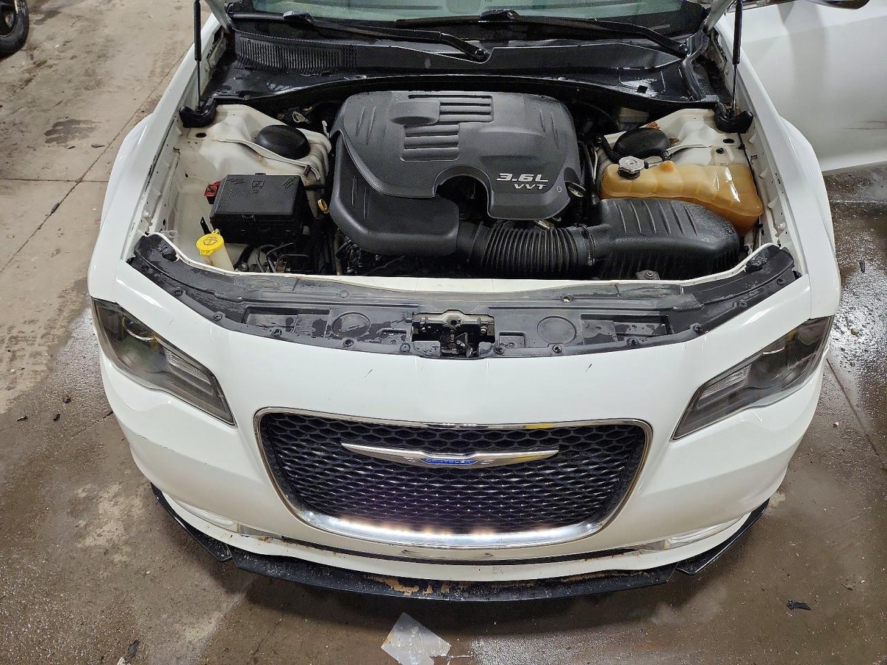 2011 CHRYSLER 300