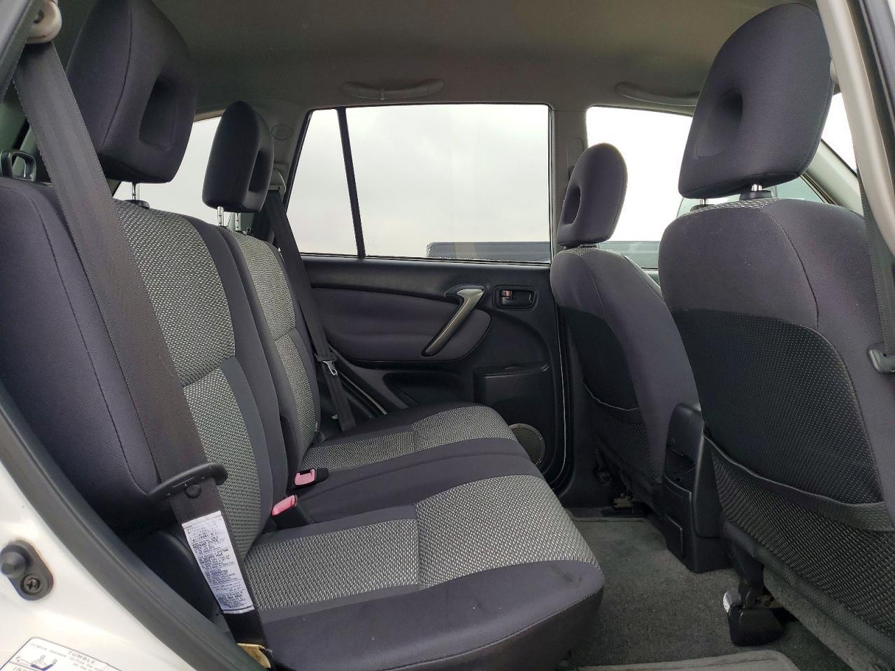 2005 TOYOTA RAV4