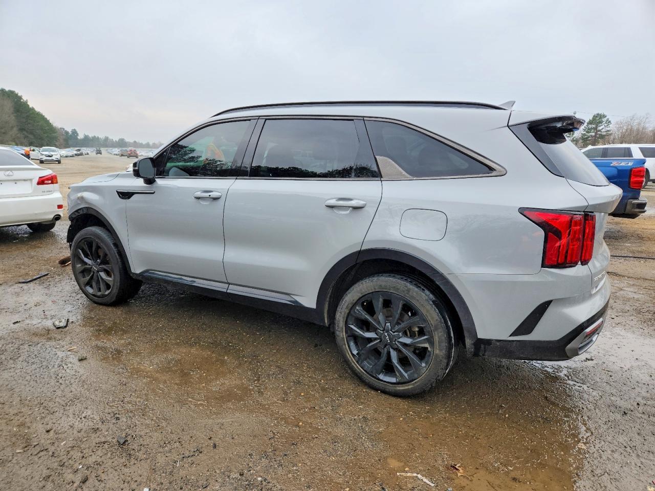 2023 KIA SORENTO