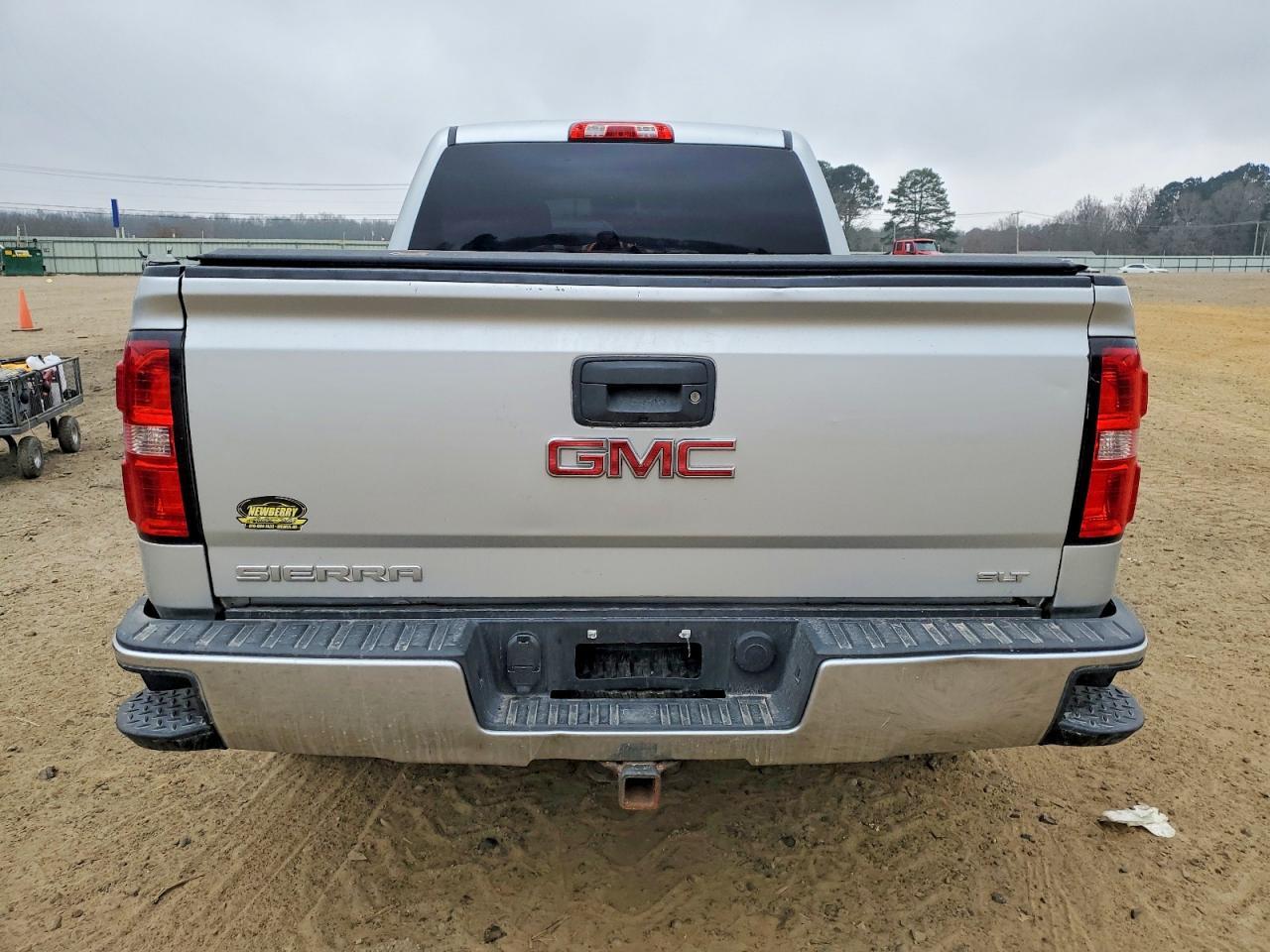 2015 GMC Sierra