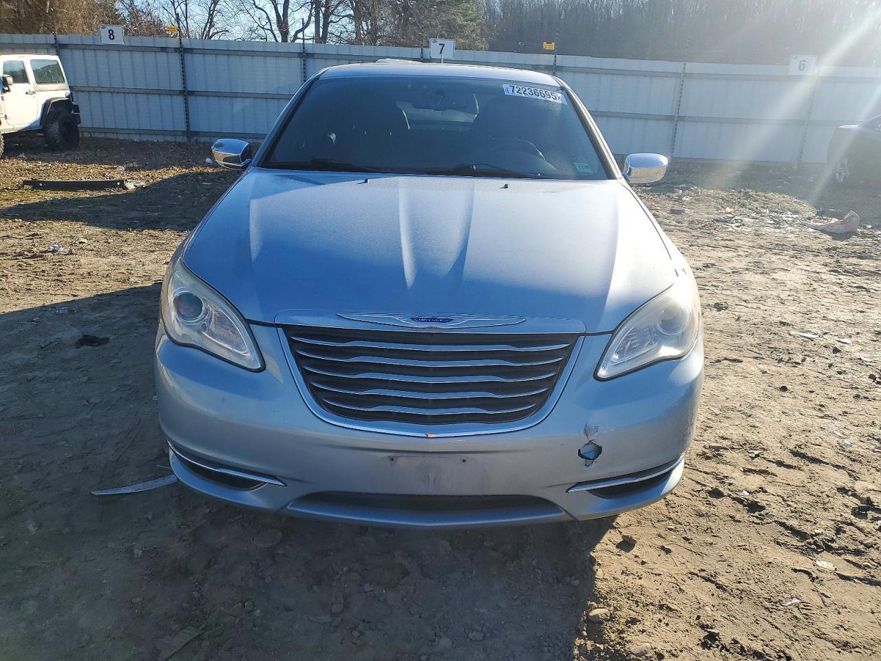 2012 CHRYSLER 200