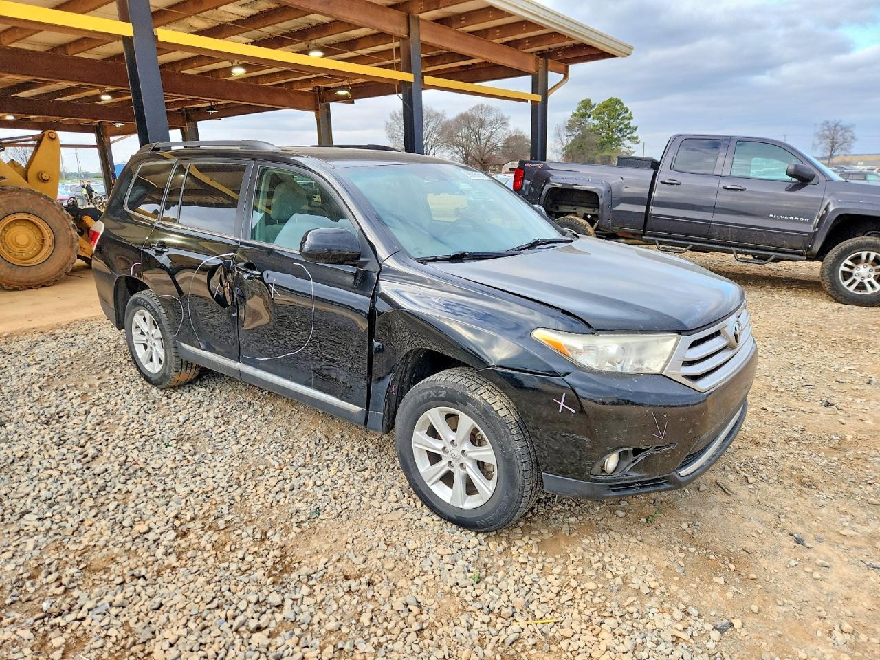 2011 TOYOTA HIGHLANDER