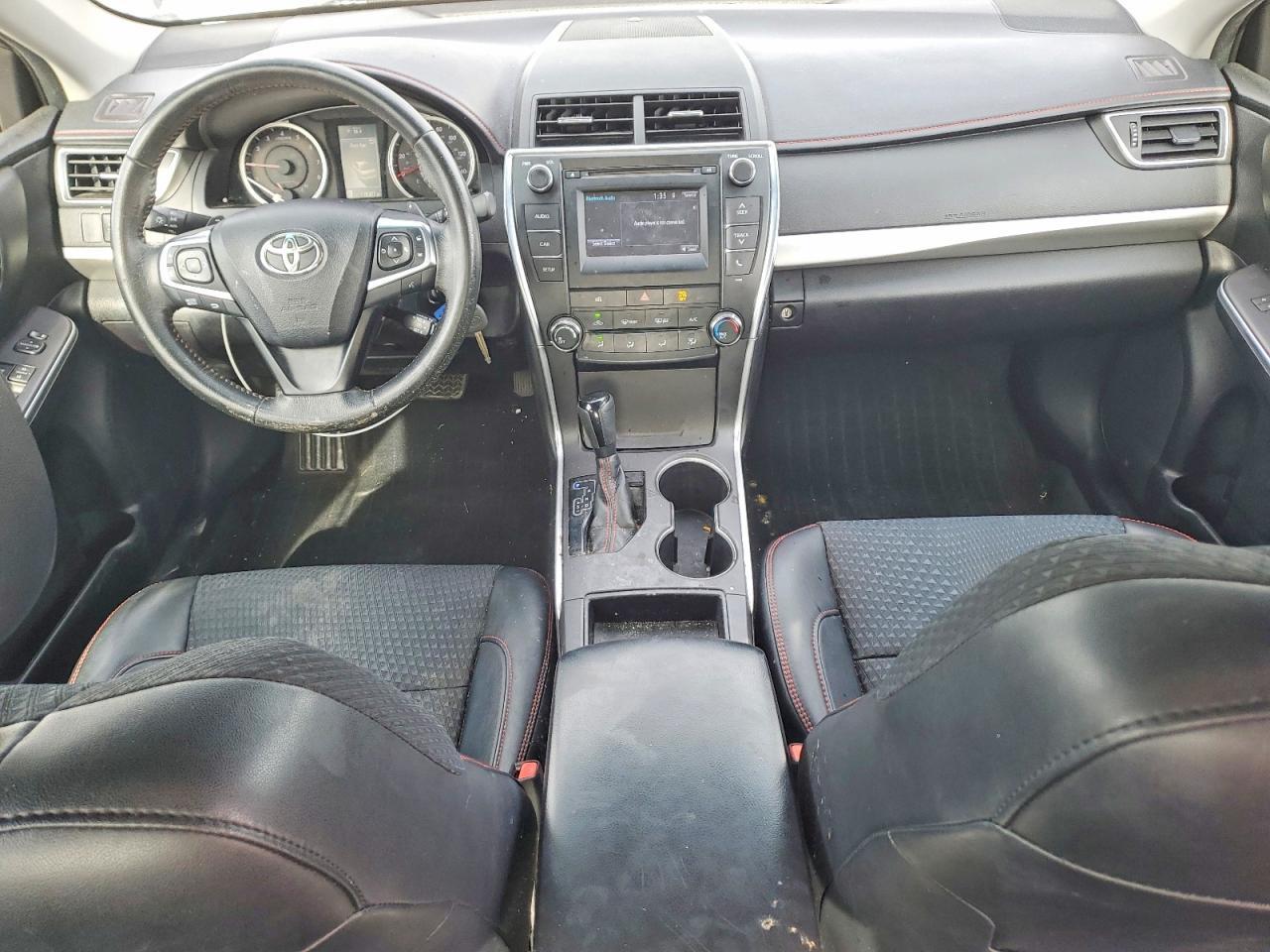 2015 TOYOTA CAMRY