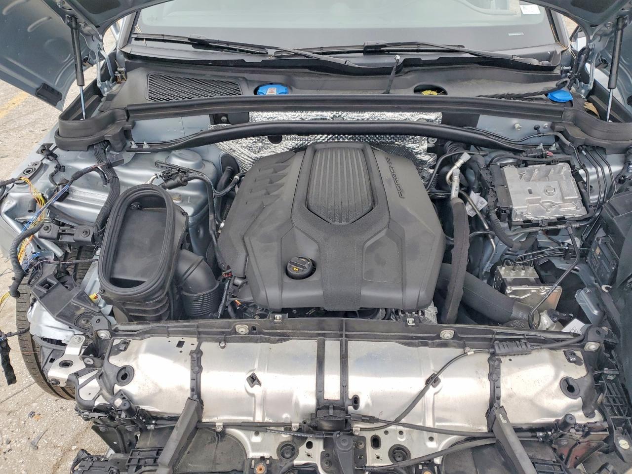 2022 PORSCHE Macan