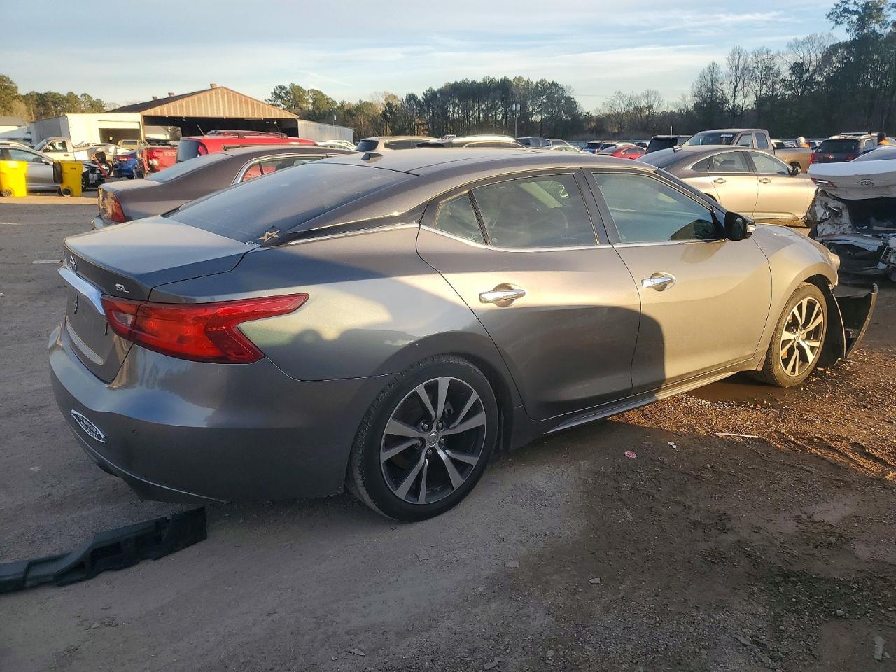 2018 NISSAN Maxima