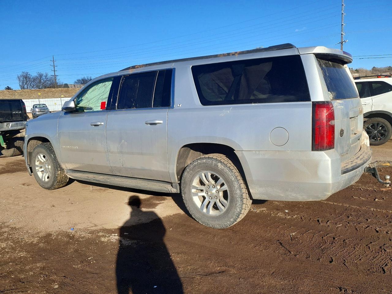 2016 CHEVROLET Suburban