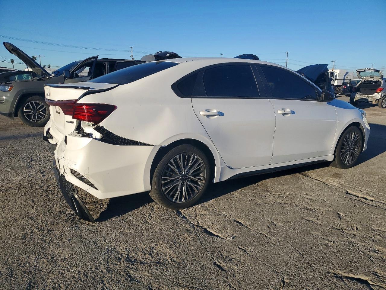 2024 KIA FORTE