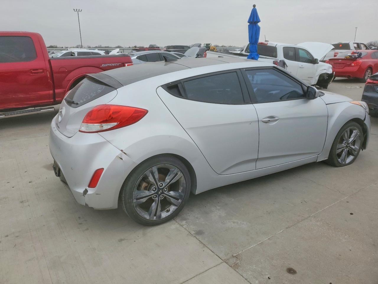 2016 HYUNDAI VELOSTER