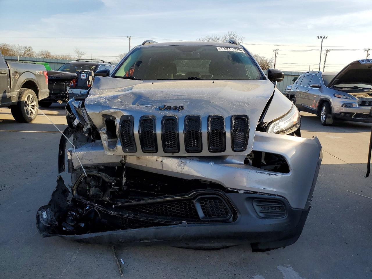 2017 JEEP CHEROKEE