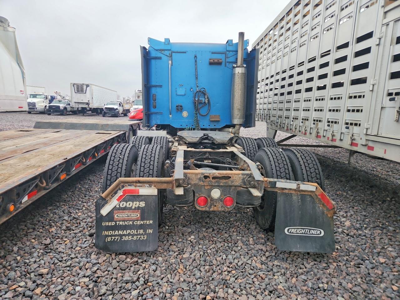 2006 FREIGHTLINER Columbia