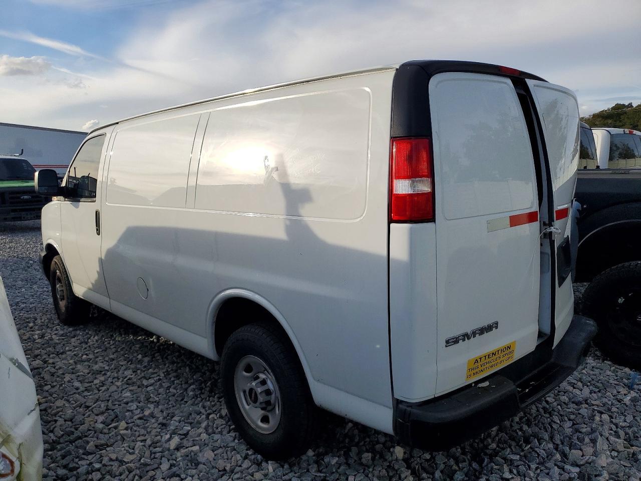 2023 GMC Savana