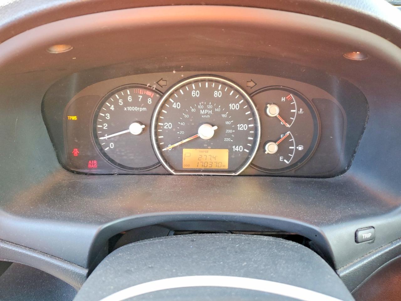 2008 KIA RONDO