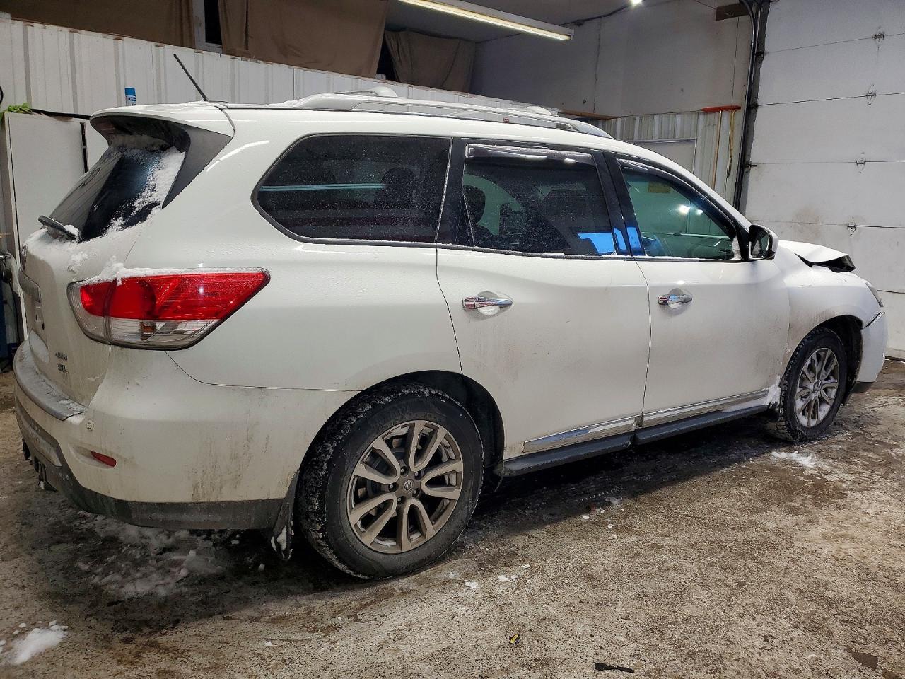 2015 NISSAN PATHFINDER