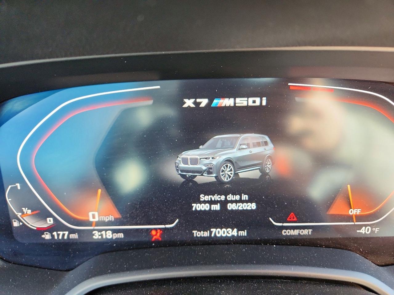 2022 BMW X7