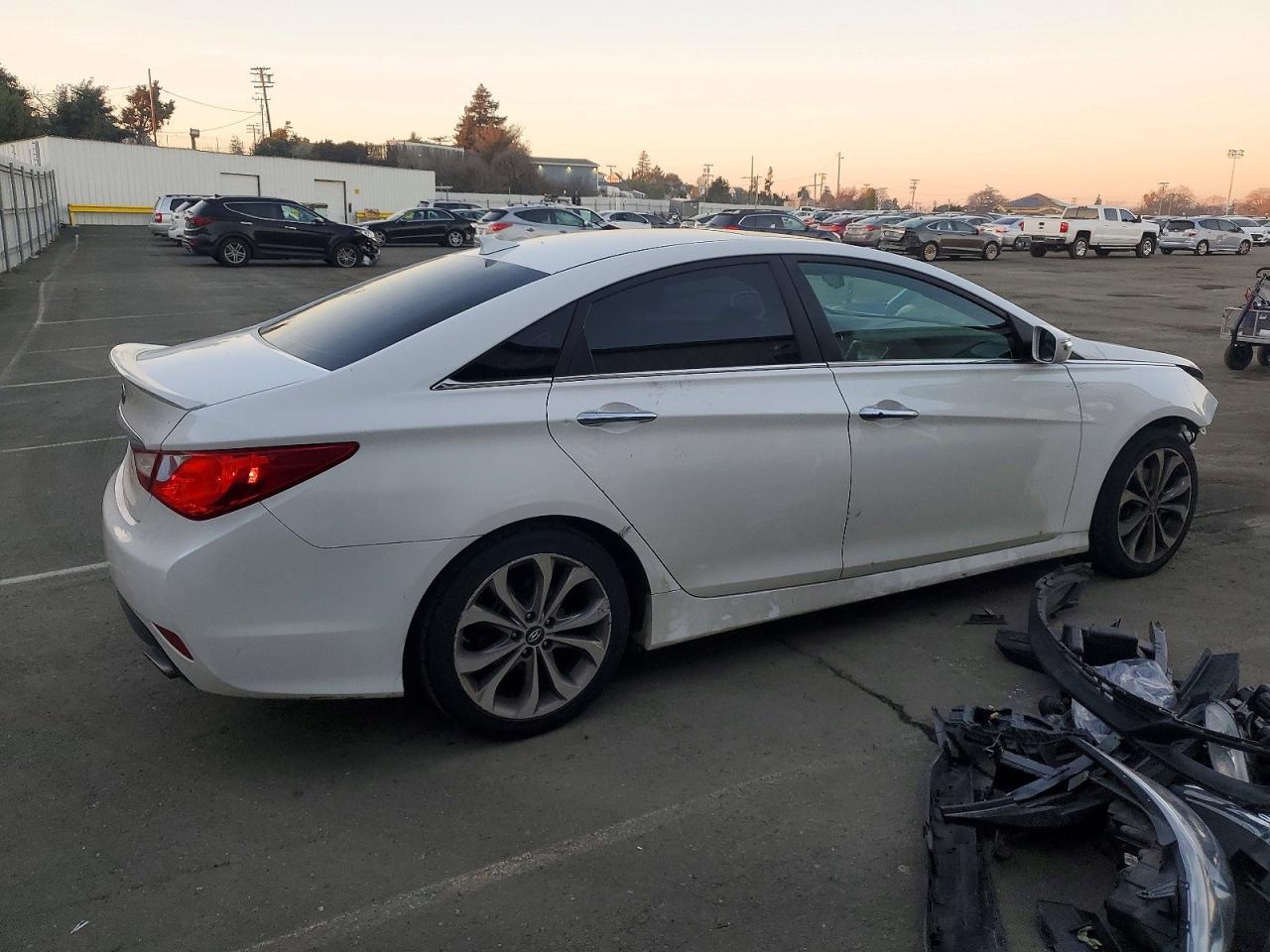 2014 HYUNDAI SONATA