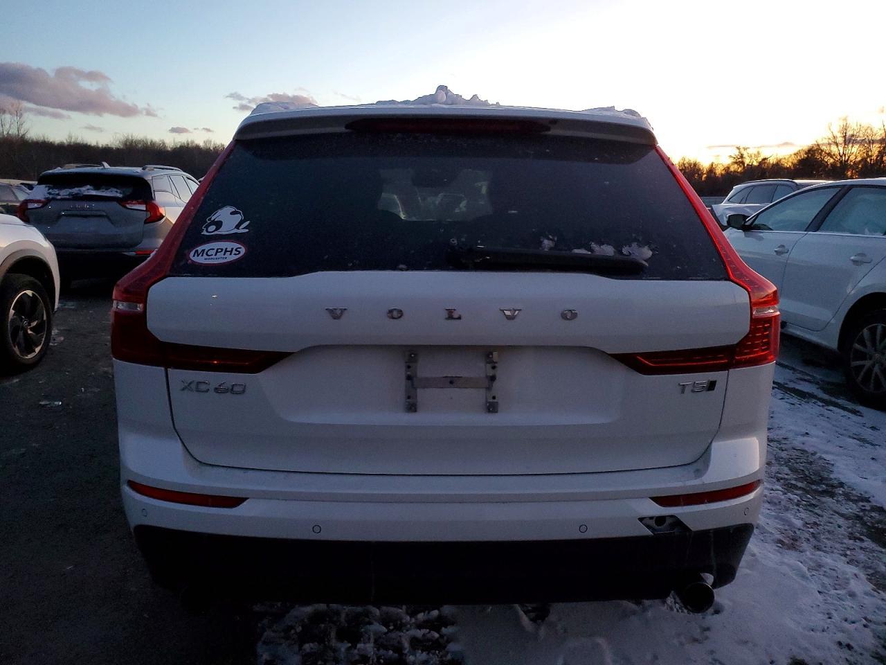 2020 VOLVO XC60