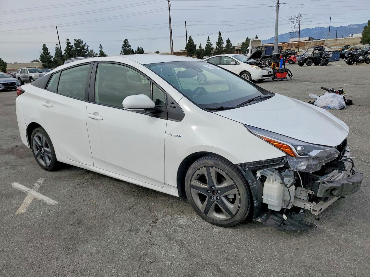 2022 TOYOTA PRIUS