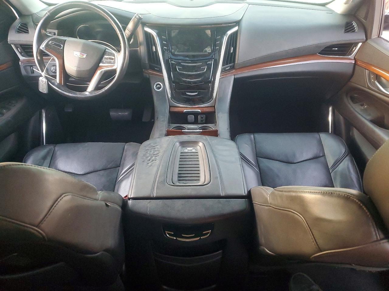 2018 CADILLAC ESCALADE