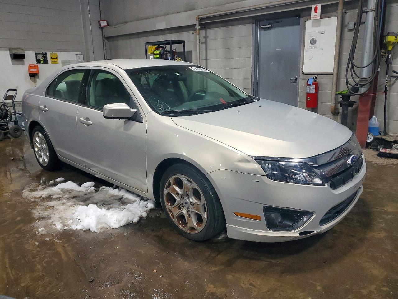 2010 FORD FUSION