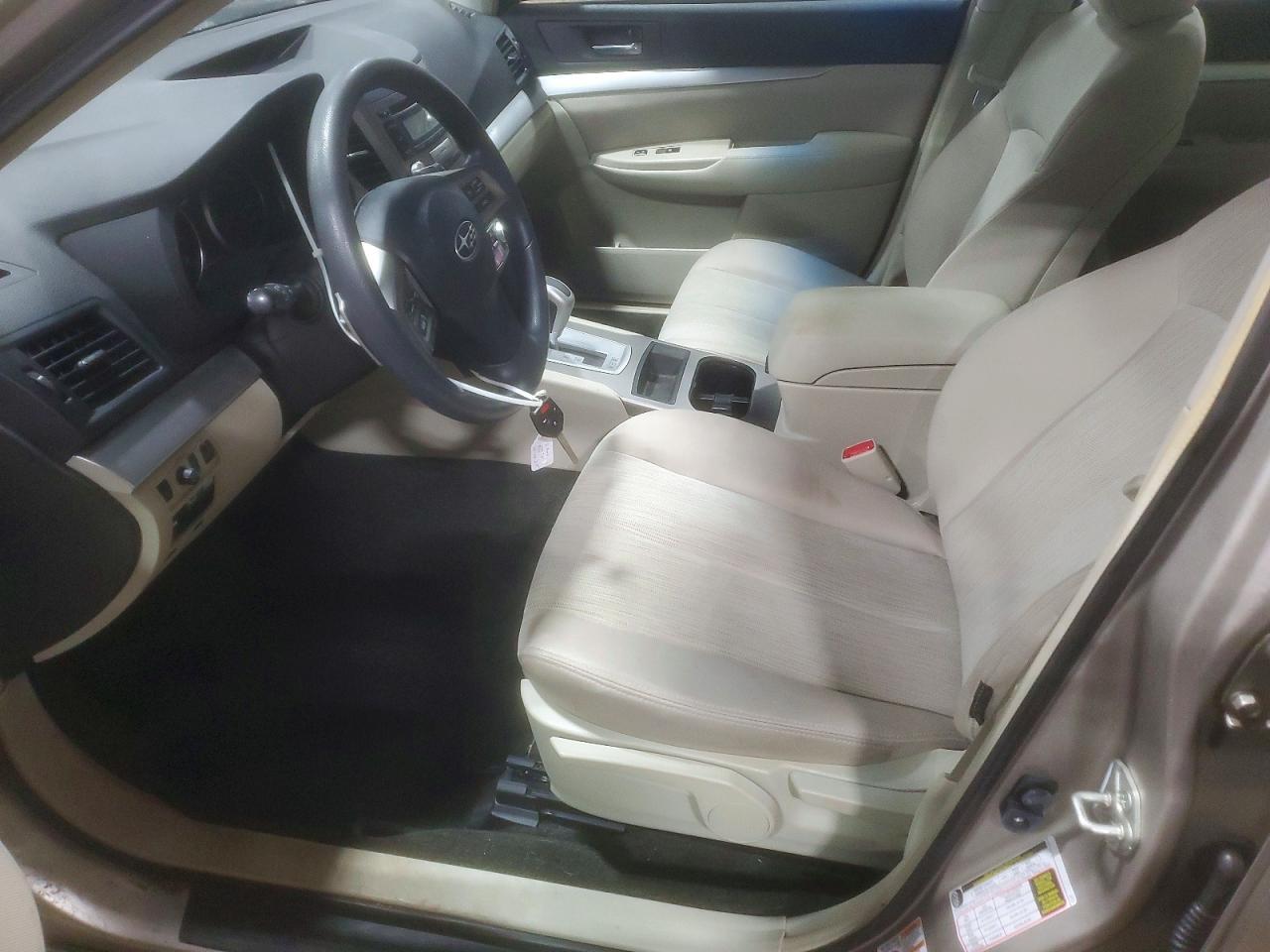 2014 SUBARU Legacy