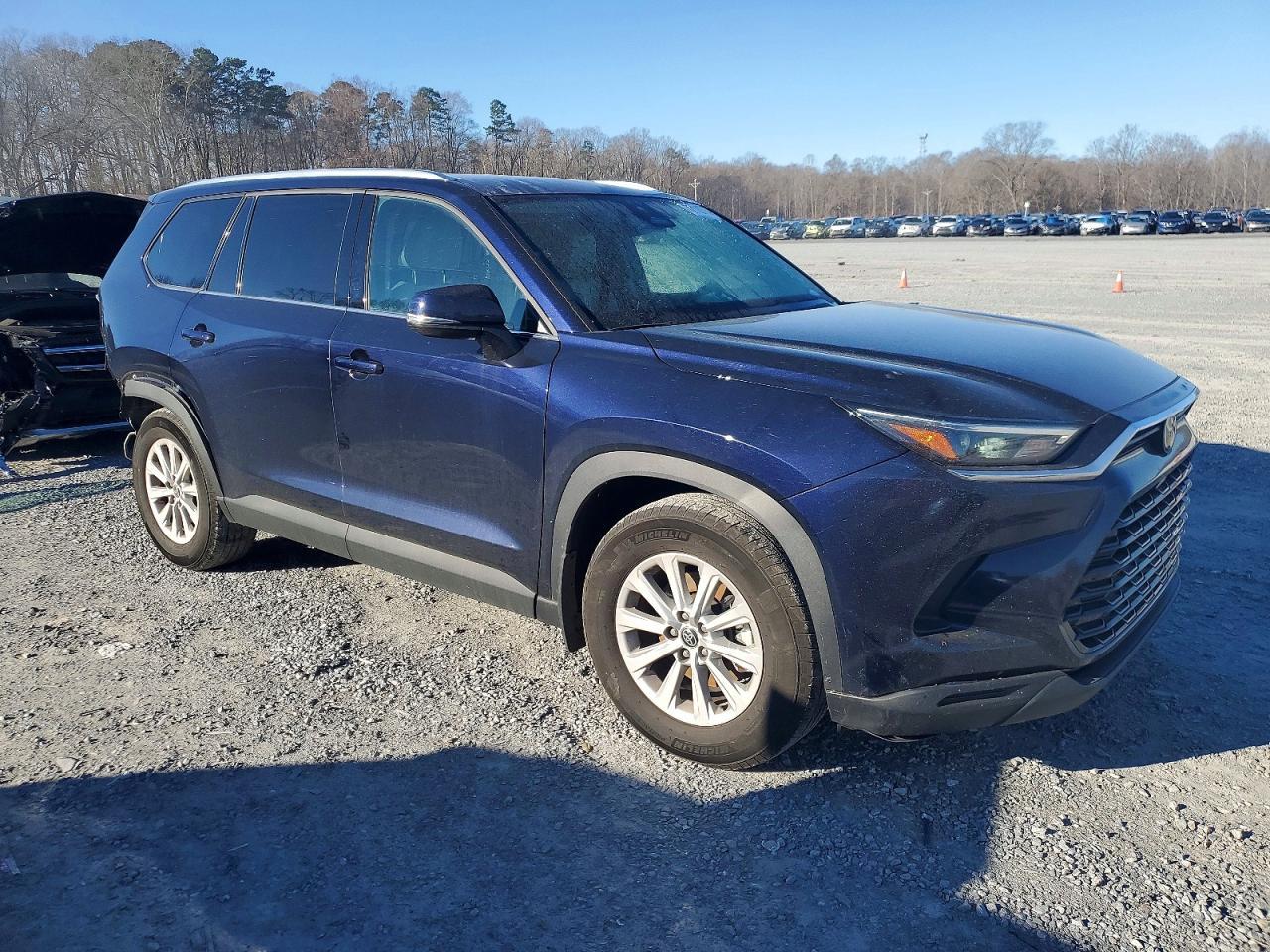 2024 TOYOTA HIGHLANDER