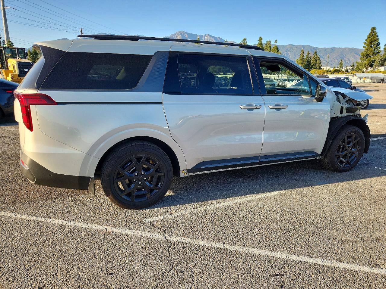 2025 KIA Carnival