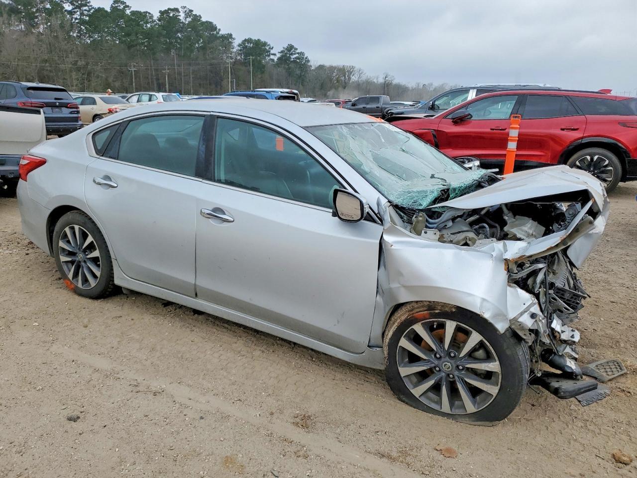 2017 NISSAN ALTIMA