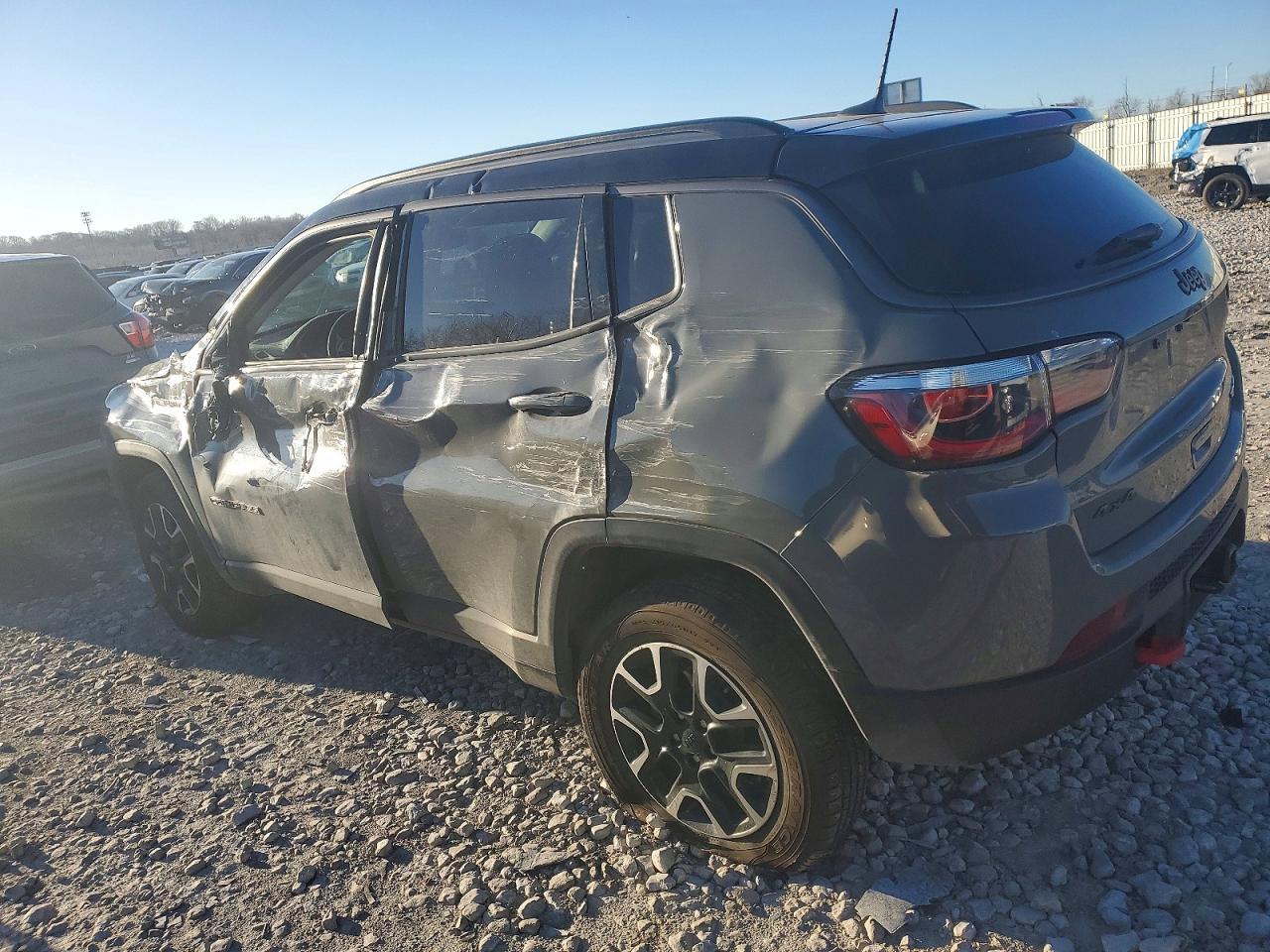 2021 JEEP Compass