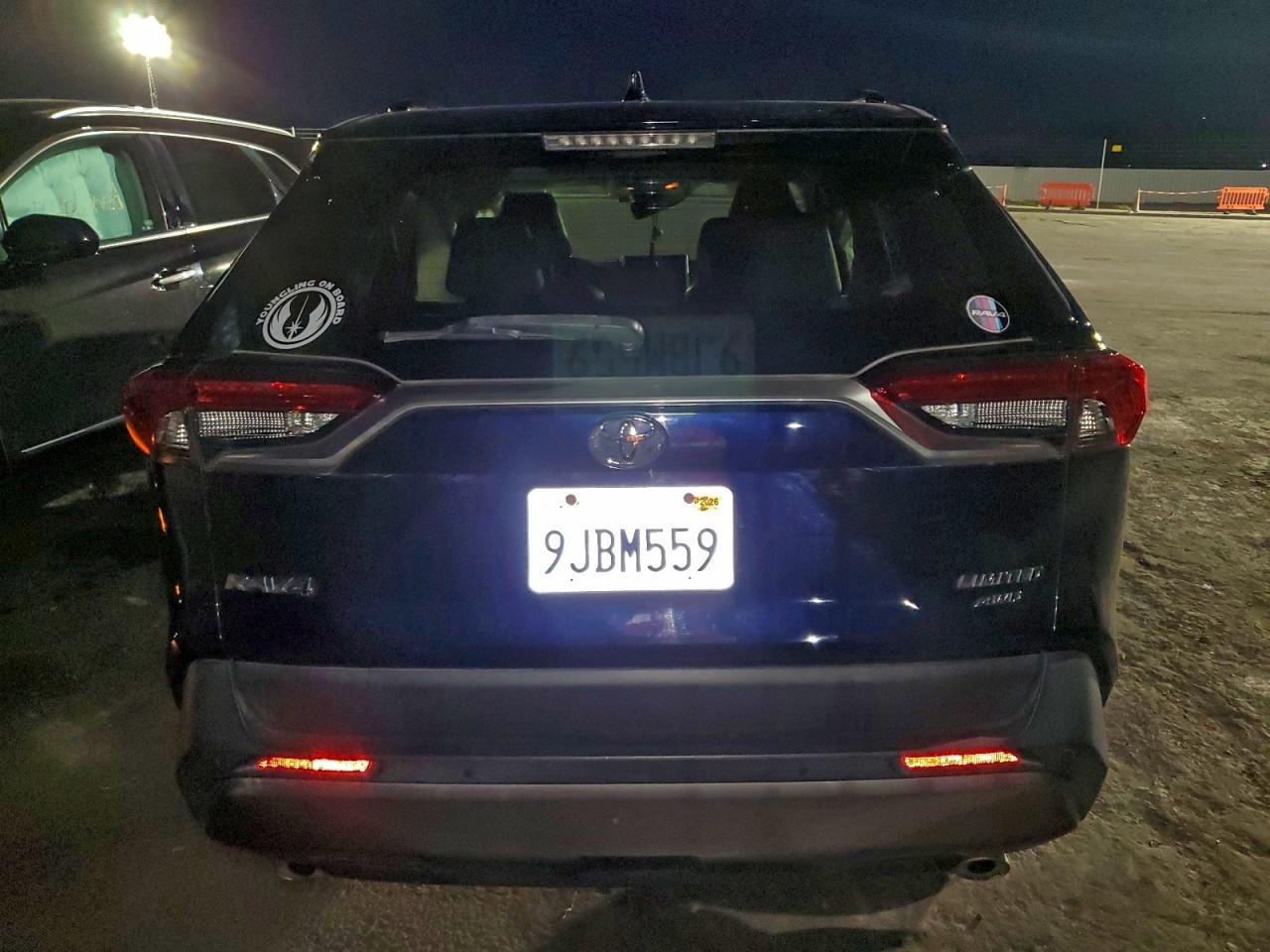 2019 TOYOTA RAV4