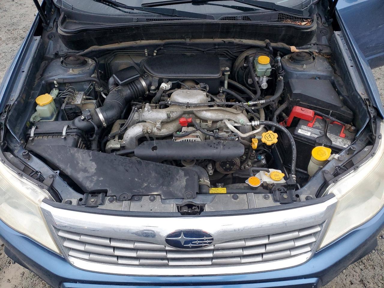 2010 SUBARU FORESTER