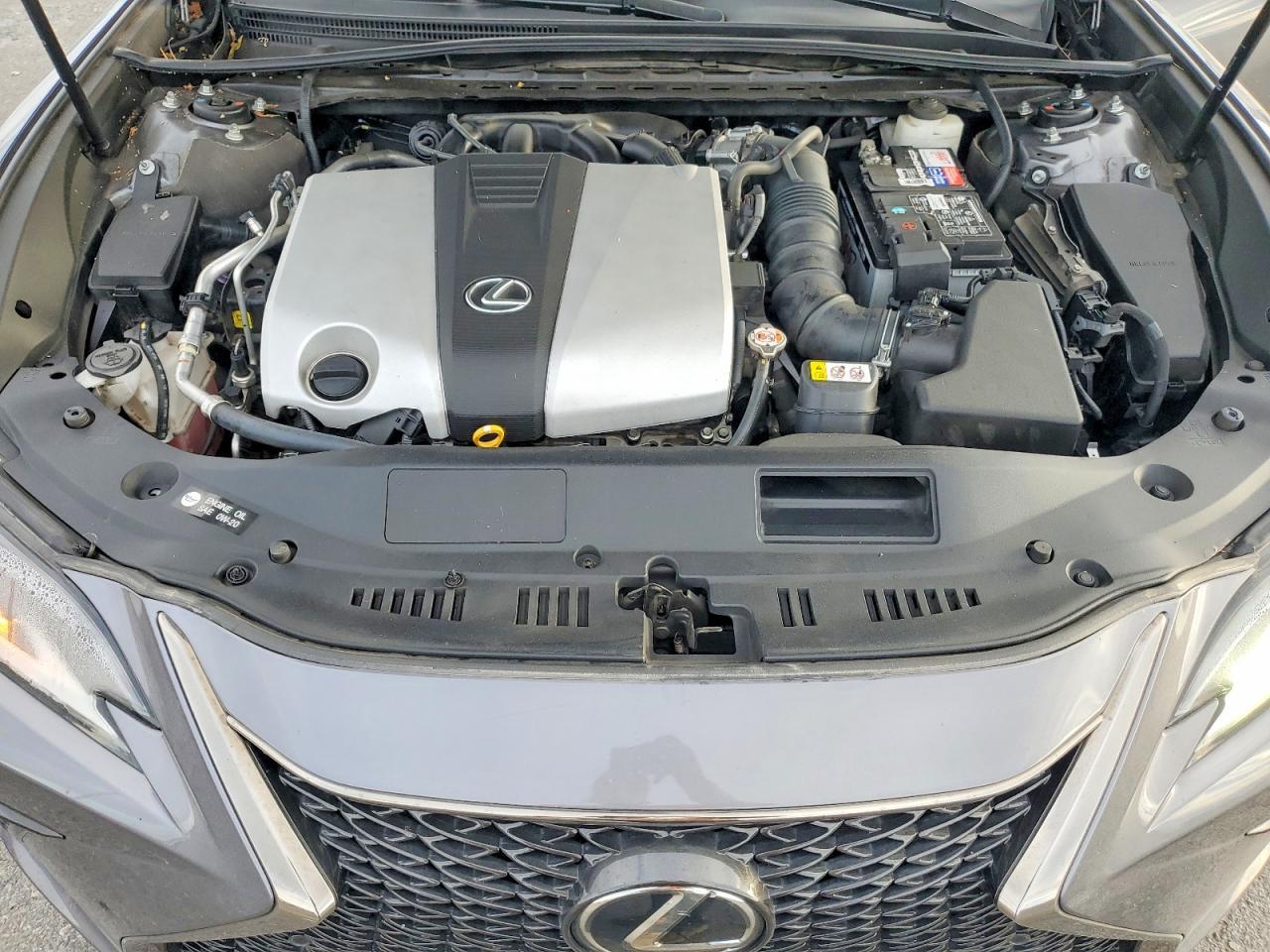 2019 LEXUS Es