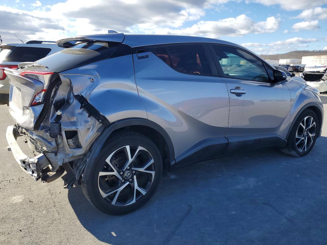 2018 TOYOTA C-HR