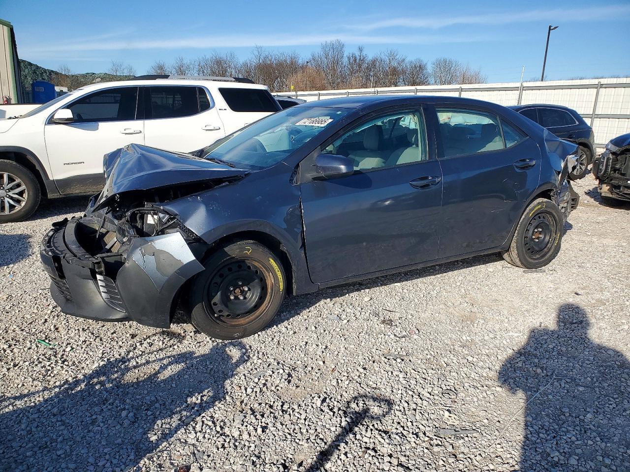 2015 TOYOTA COROLLA