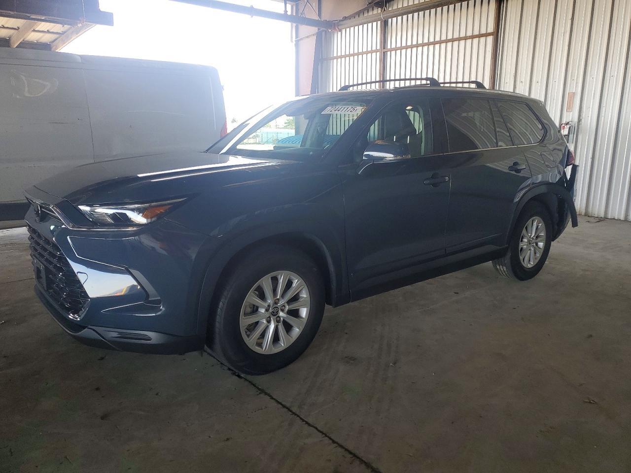 2024 TOYOTA HIGHLANDER