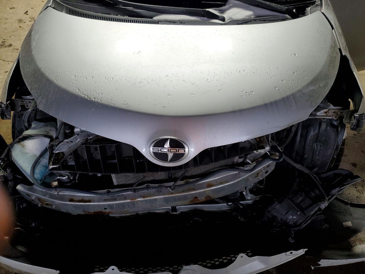 2013 TOYOTA SCION