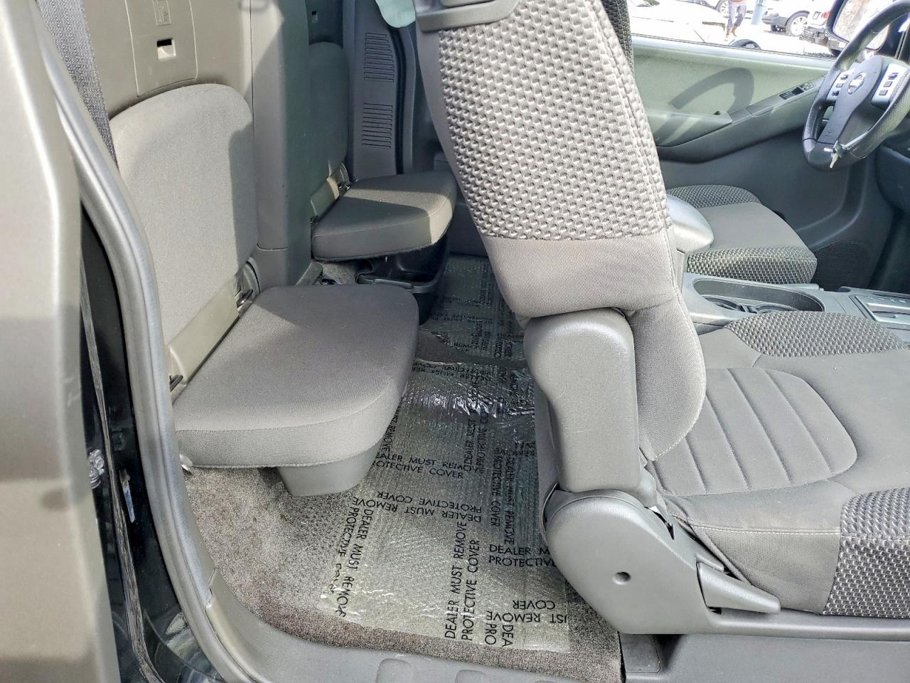 2014 NISSAN Frontier