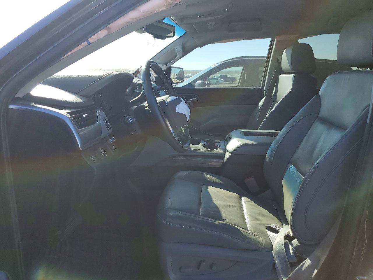 2016 CHEVROLET Suburban