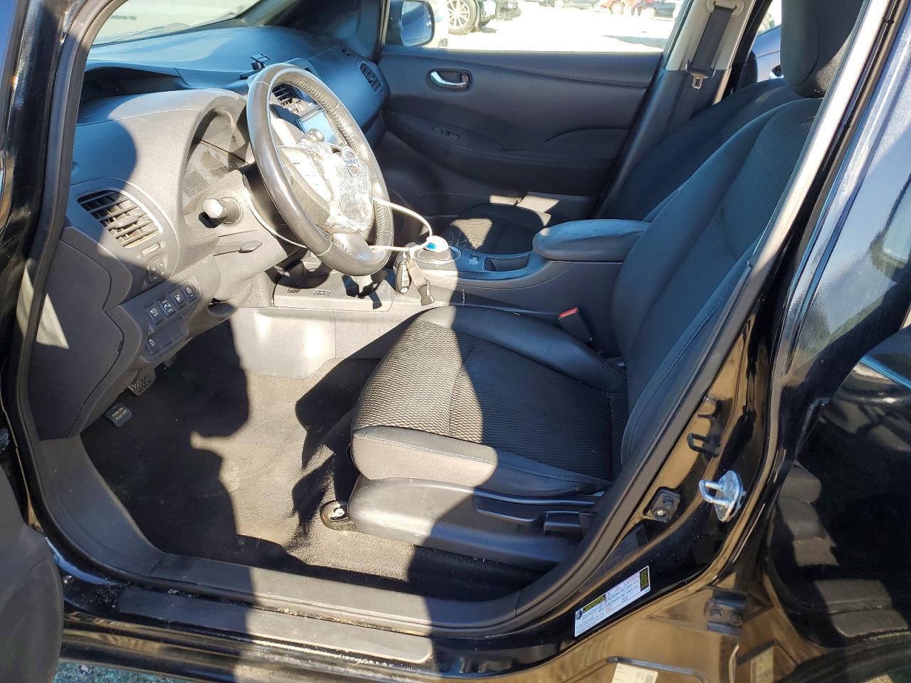 2013 NISSAN LEAF