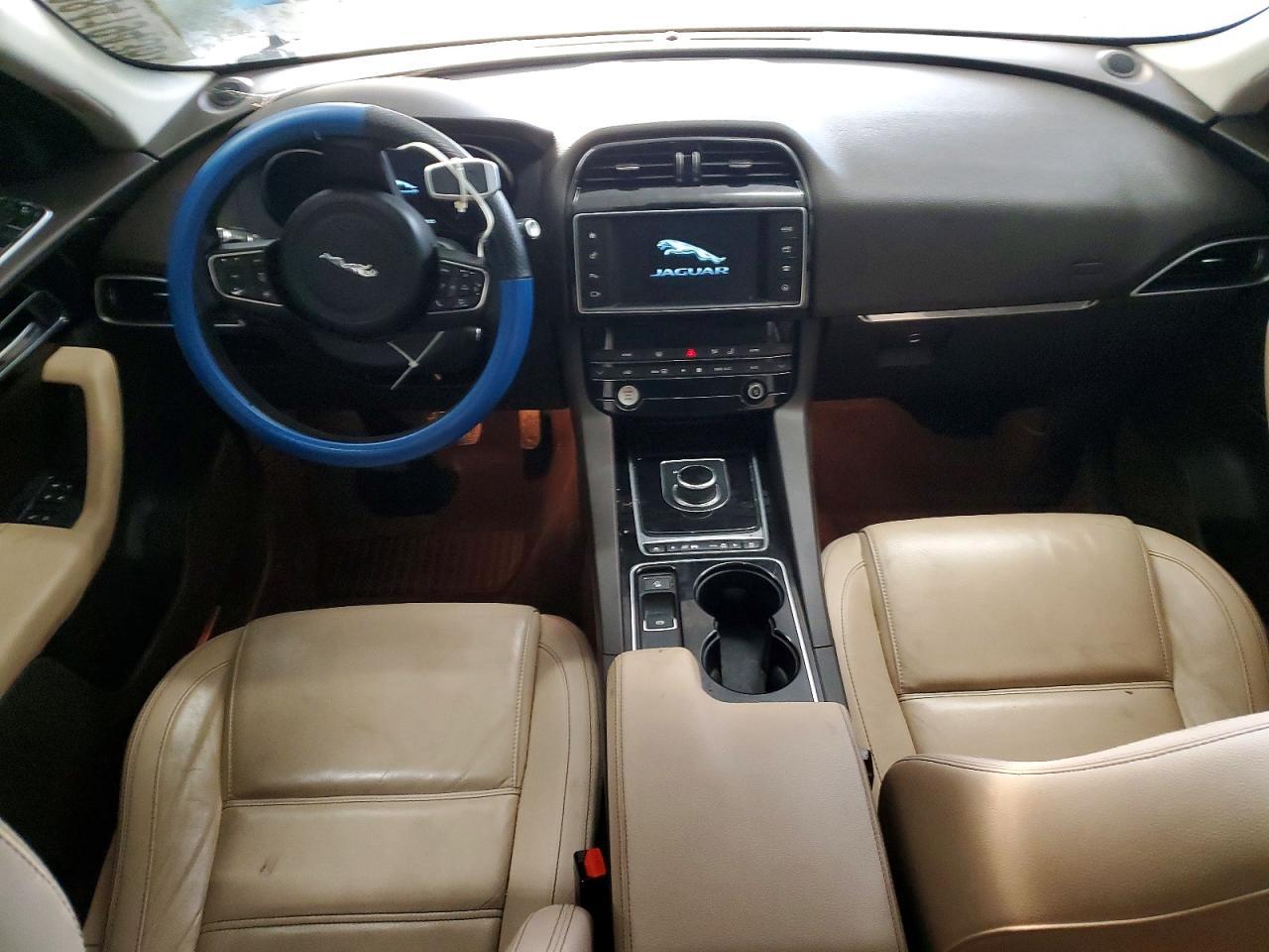 2017 JAGUAR F-Pace